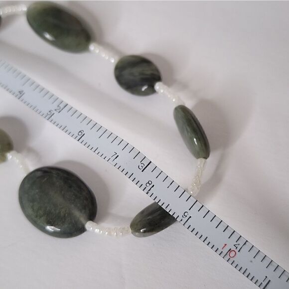Jadeite nephrite silver necklace & bracelet set - Picture 11 of 11